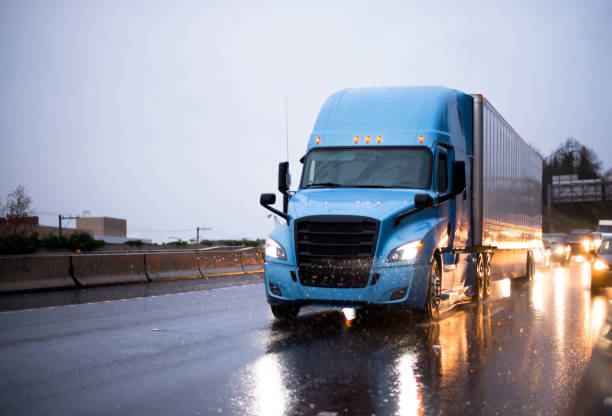 1500W-power-inverter-for-semi-truck
