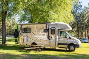 1500W-power-inverter-for-RV